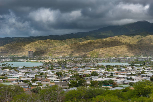 istock Hill side house in honolulu 827180562