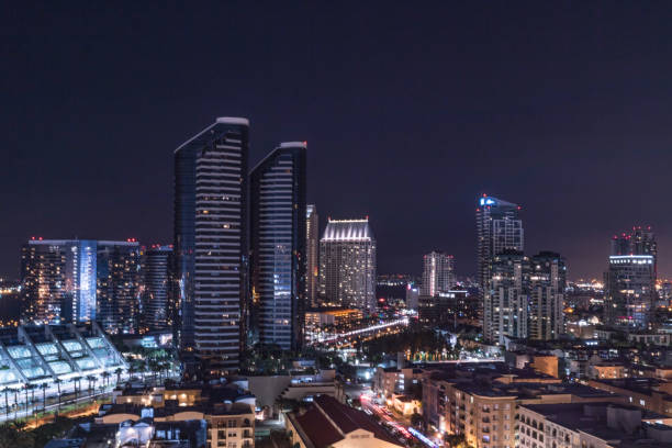 el centro de la ciudad de san diego - downtoun fotografías e imágenes de stock