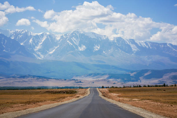 istock Asphalt road, Altai Mountains, Russia 827214824