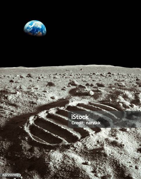 Impronta Di Astronauta Sulla Luna - Fotografie stock e altre immagini di Paesaggio lunare - Paesaggio lunare, Luna, Satellite planetario