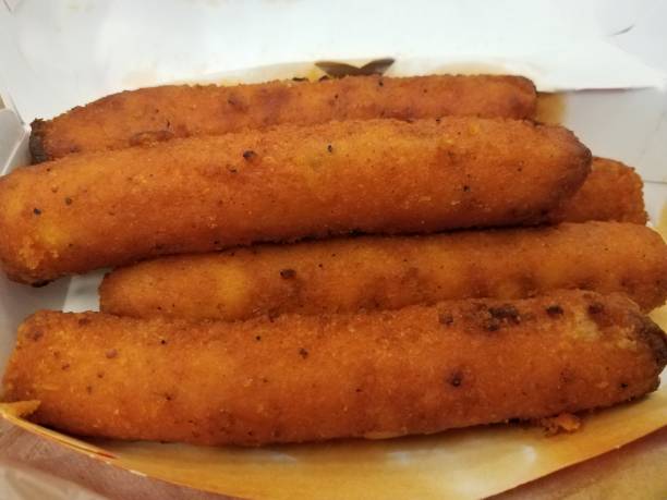 istock greasy and spicy buffalo chicken rolls 827263112