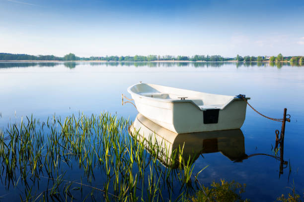 istock Selment Wielki white boat. 827303222