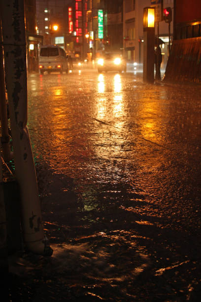 istock Rainy night in Kyoto, Japan 827387262