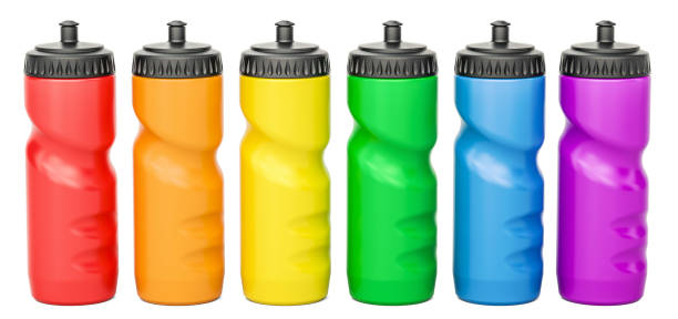 set van gekleurde kunststof sport flessen water, 3d rendering - plastic fles klein stockfoto's en -beelden