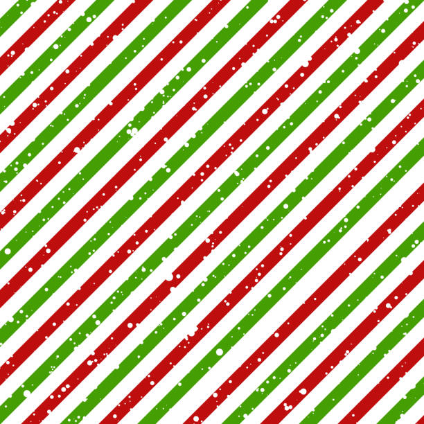 ilustraciones, imágenes clip art, dibujos animados e iconos de stock de navidad rayada rojas y verdes líneas diagonales sobre fondo blanco con textura de nieve, vector - wallpaper pattern seamless pattern scrapbook