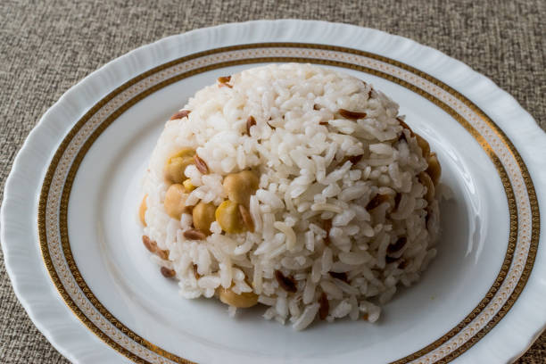 istock Turkish Rice with chickpea served with salt and pepper / Nohut Pilav 827456256