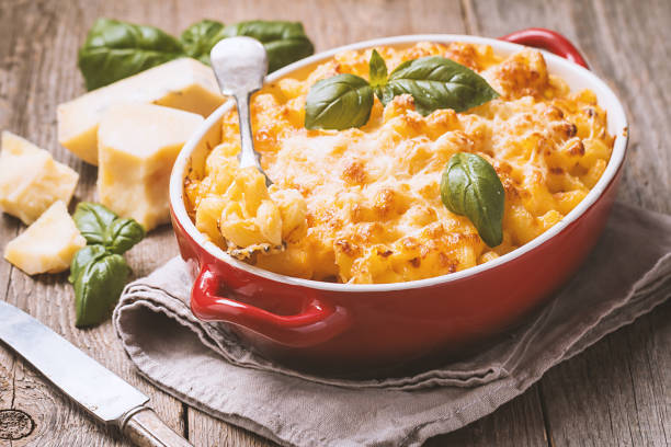 istock Mac and cheese, american style pasta 827523728