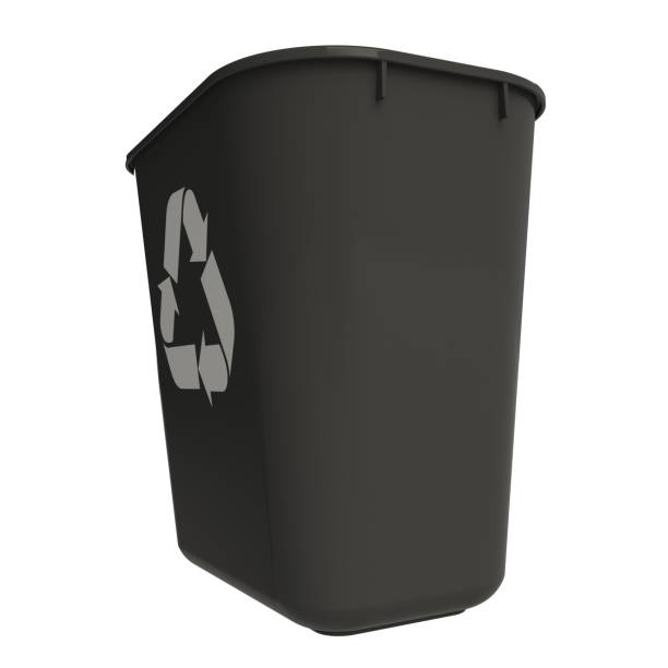 istock Beside view of black recycling bin on a white background, 3D rendering 827550792