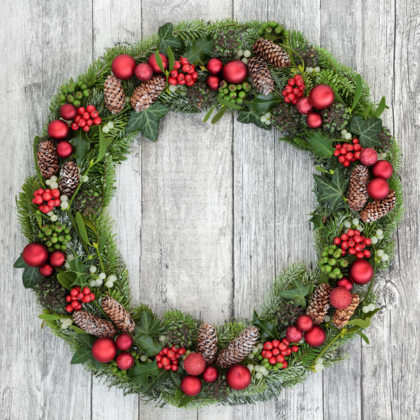 istock Christmas Wreath Decoration 827578936