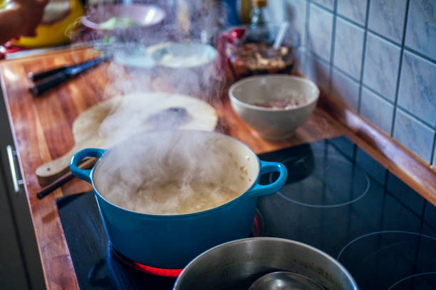 istock Preparing Risotto with Green Asparagus and Peas 827600364