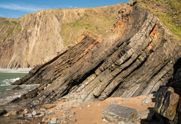 istock Unique structure of rocks at Hartland Quay in North Devon 827635262