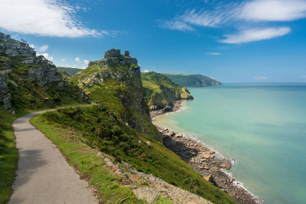 el sendero de la costa del oeste cerca de lynmouth - exmoor national park fotografías e imágenes de stock