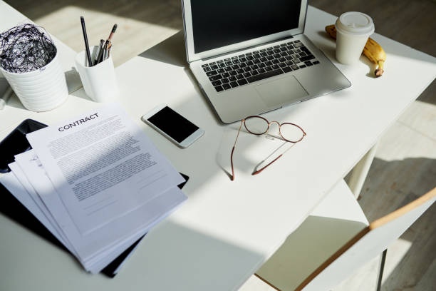 istock Desk of boss 827751066