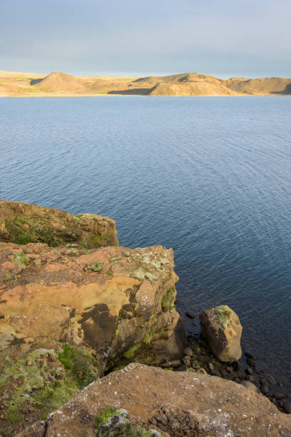 istock Kleifarvatn, Reykjanes, Iceland 827833500