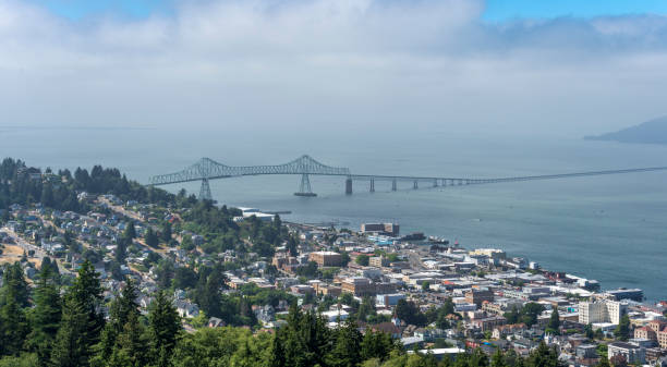 istock Astoria Oregon Columbia River Bridge and Downtown Waterfront Hazy Sky 827840414