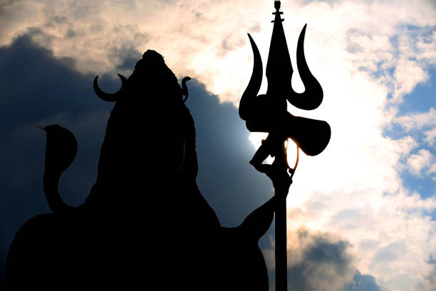 lord shiva and trident - shiva posture imagens e fotografias de stock