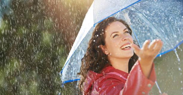istock Just can't resist a rainy day 827910394