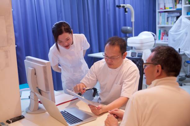 istock Medical doctor explaning data to patient at clinic 827924930