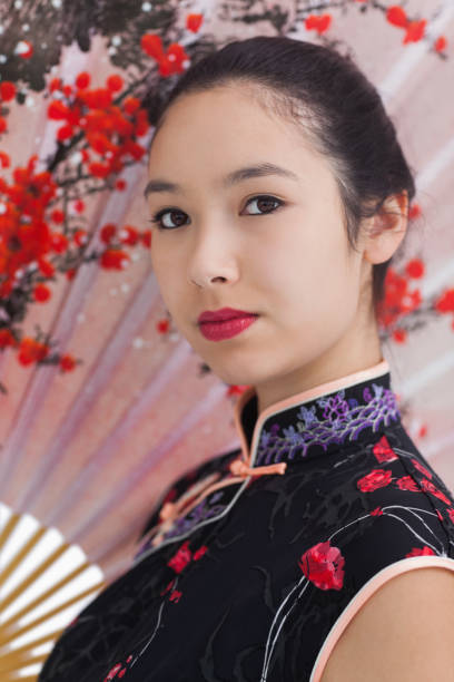 istock Woman wearing traditional kimono 827934044