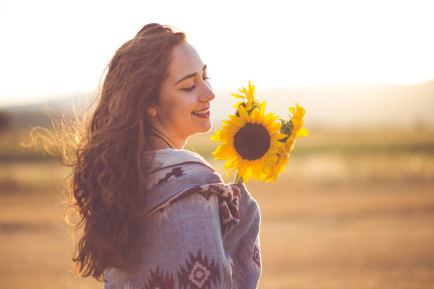 istock Sensual Hipster Girl In Wheat Field 828005348