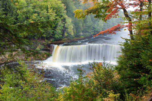 istock Tahquamenon Falls in Early Autumn 828141062
