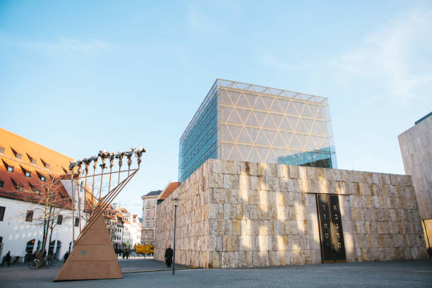 monaco di baviera, 29 ottobre 2017: edificio del museo ebraico - synagogue judaism contemporary munich foto e immagini stock