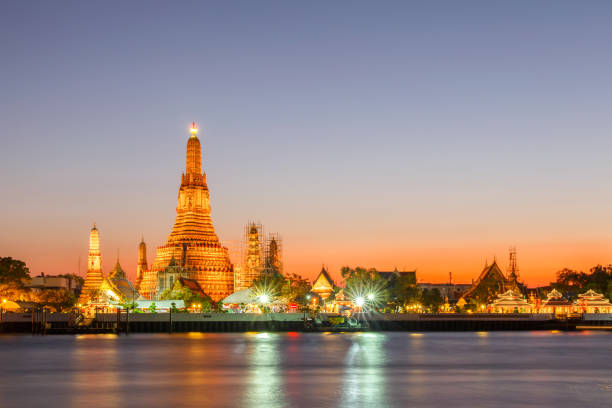 istock Wat arun night view temple in bangkok, Thailand 828400200