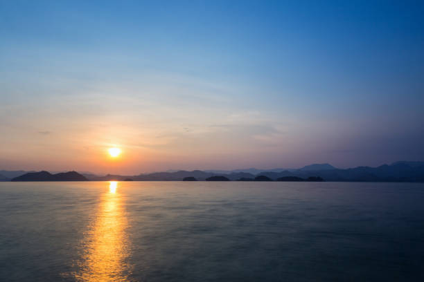 istock hangzhou thousand island lake at dusk 828464974