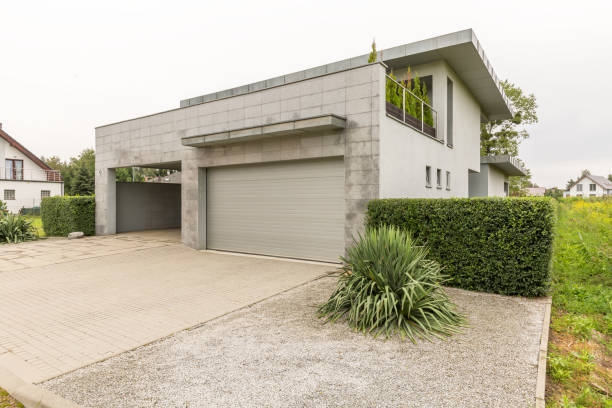 istock House out of town 828480150