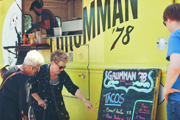 istock Food Trucks 828613278