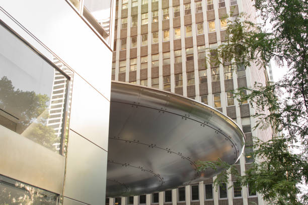 istock ufo crash into building new york city 828653840