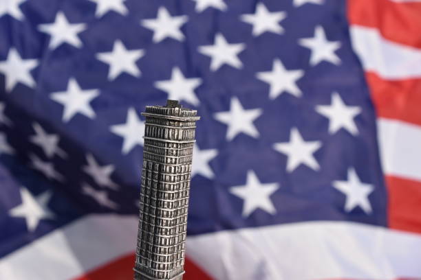 istock Flatiron Building - American flag in the background 828674554