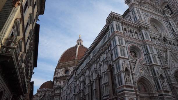 istock Florence Dumo Tuscany Italy 828728714