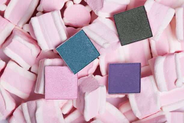 istock Shadows for the eyes on the background of sweets 828810684