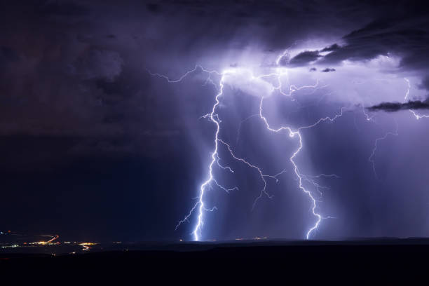 lightning de nuit - 7292 photos et images de collection