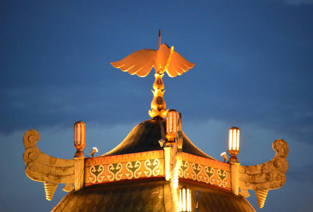 Bandar Seri Begawan, Brunei Darussalam: Sultan Omar Ali Saifuddin mosque - architectural detail - stylized royal umbrella, top of the stone barge - photo by M.Torres