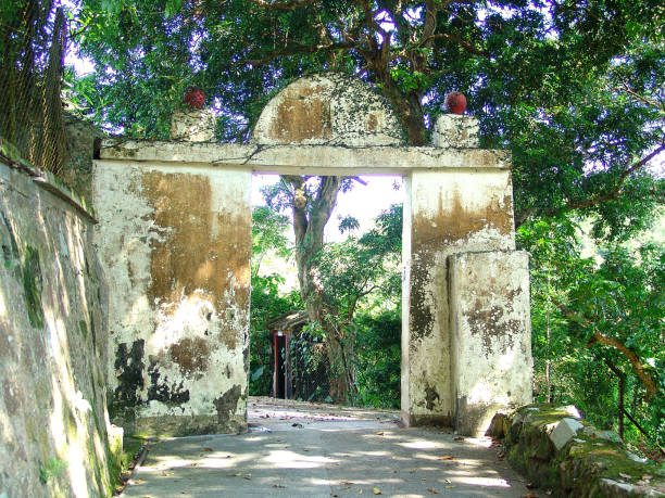 istock Old arch in Mui Wo, Hong Kong 829006150