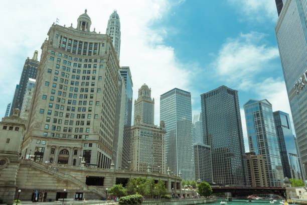 istock Big building on a street on Chicago Downtown 829105728