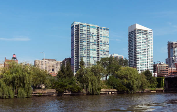 istock Big building on a street on Chicago Downtown 829125970