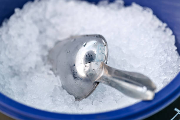istock Crushed ice Fresh Food and drink 829197614