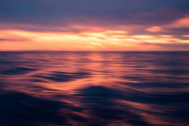 istock Colorful sunset on the ocean – Abstract Background 829267288