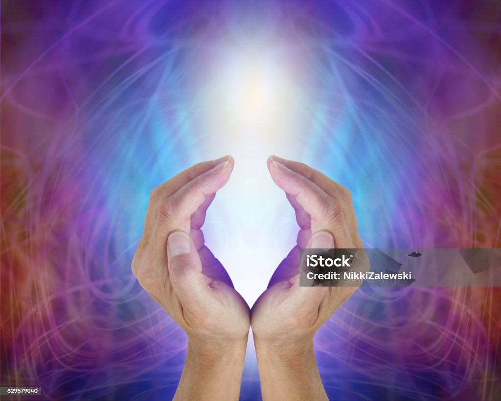 Photo Libre De Droit De La Divine Lumiere Sacree Source De Tout Ce Qui Est Banque D Images Et Plus D Images Libres De Droit De Amour Amour Biocarburant Bleu Istock Photo Libre De Droit De La Divine Lumiere Sacree Source De Tout Ce Qui Est Banque D Images Et Plus D Images Libres De Droit De Amour Amour Biocarburant Bleu Istock