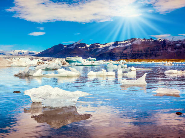 istock Northern sun illuminates the Ice Lagoon 829582802
