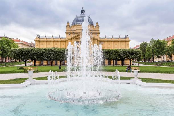 istock Art pavilion in King Tomislav Square, Zagreb, Croatia 829627910