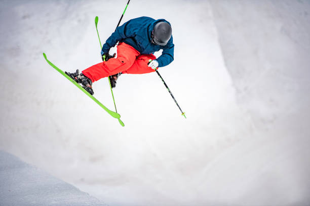 istock Male skier in half pipe 829762330