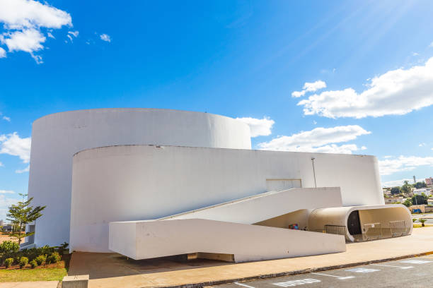 Municipal theater by Oscar Niemeyer Uberlandia: Municipal theater by Oscar Niemeyer uberlandia stock pictures, royalty-free photos & images