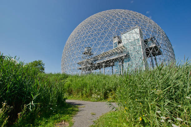 biosfera a montreal - dome montreal geodesic dome built structure foto e immagini stock