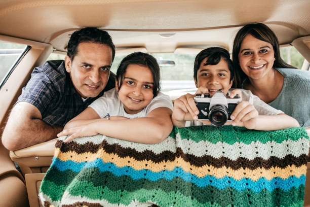 istock Family's road trip 829922388