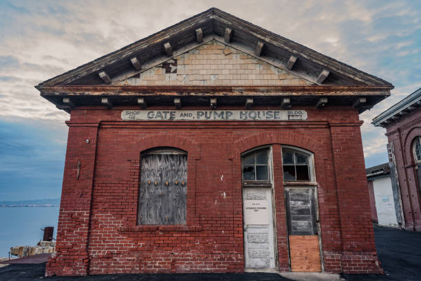 istock Brick Pump House at Hunters Point 829923742