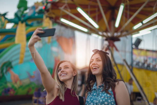 istock Girls taking picture 830581204